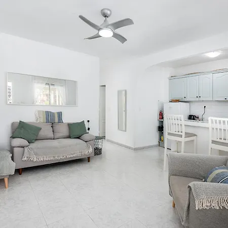Casa Fre - Lomas Del Golf - *